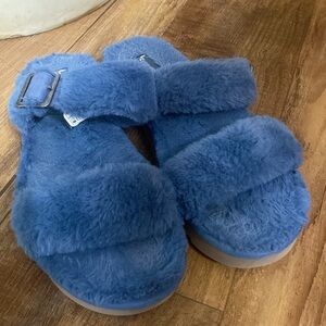 Koolaburra by Ugg slate blue Furr-ah faux fur slippers size 11